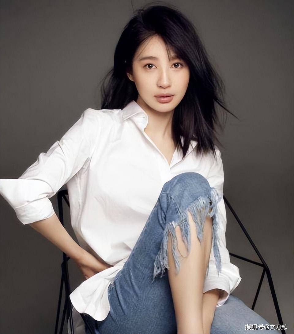 和杨颖离婚不到2年,黄晓明彻底放飞自我_小燕子_机会_对象