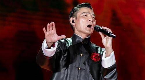 四大天王都变女儿奴,58岁华仔一年3部电影,难怪张学友如此感慨_刘德华