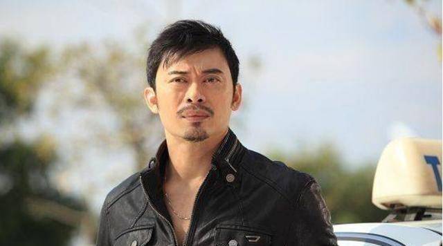 他的功夫不输吴京,样貌不输甄子丹,却错过大好时机