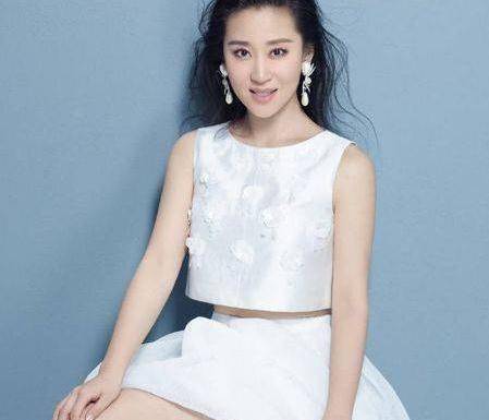 她是罗晋前女友,凭借《樱桃》走红,如今40岁被富豪老公宠成公主