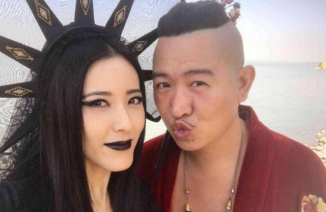 曾黎还有过几位绯闻前男友,牛青峰,陈坤和富大龙,而这几个演员都是