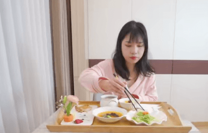 产后30天月子食谱分享给大家！快点赞收藏吧！（30天食谱大全）