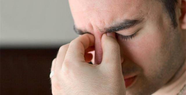 很多人的头疼,一会是大脑疼,一会是小脑疼,坐着很疼,站着也很疼,也不