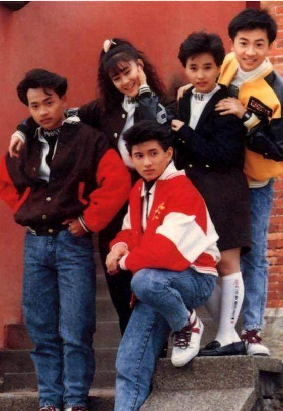 在很久以前的娱乐圈,曾盛传一句话:没有忧欢派对就没有小虎队.