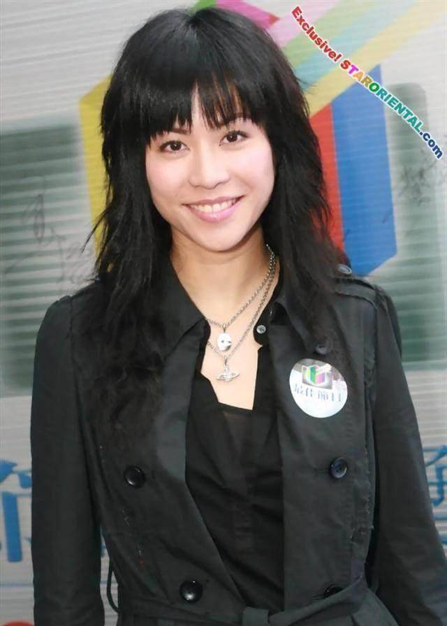 她曾是一代人的tvb女神如今成《使徒行者2》中高冷的退役卧底_剧中