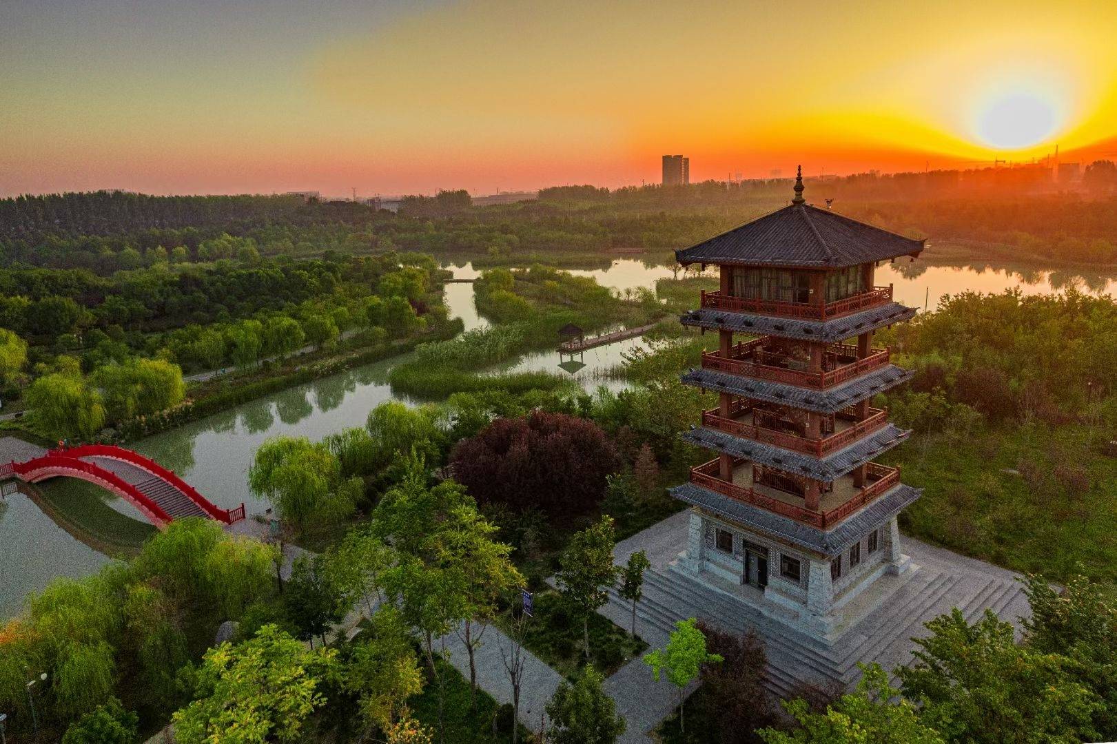 临颍:有个高中老师,用手中的相机拍下了千亩湖的春夏秋冬晨夜_摄影