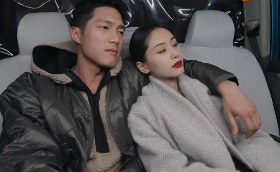 王子文向相亲对象坦白未婚有子并晒母子照,前任贾乃亮遭热议_节目_带