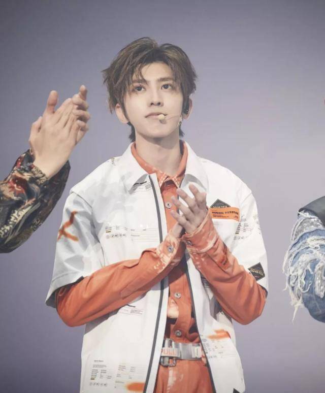 团队_赵丽颖_高层