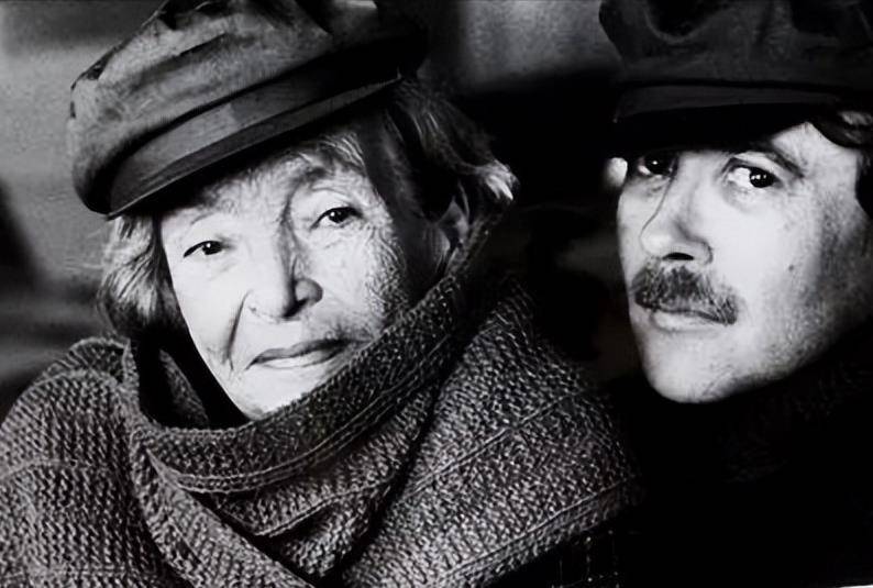 《情人》:杜拉斯15岁养大,婚后出轨,童年纵欲,终生沉迷_李云泰_母亲