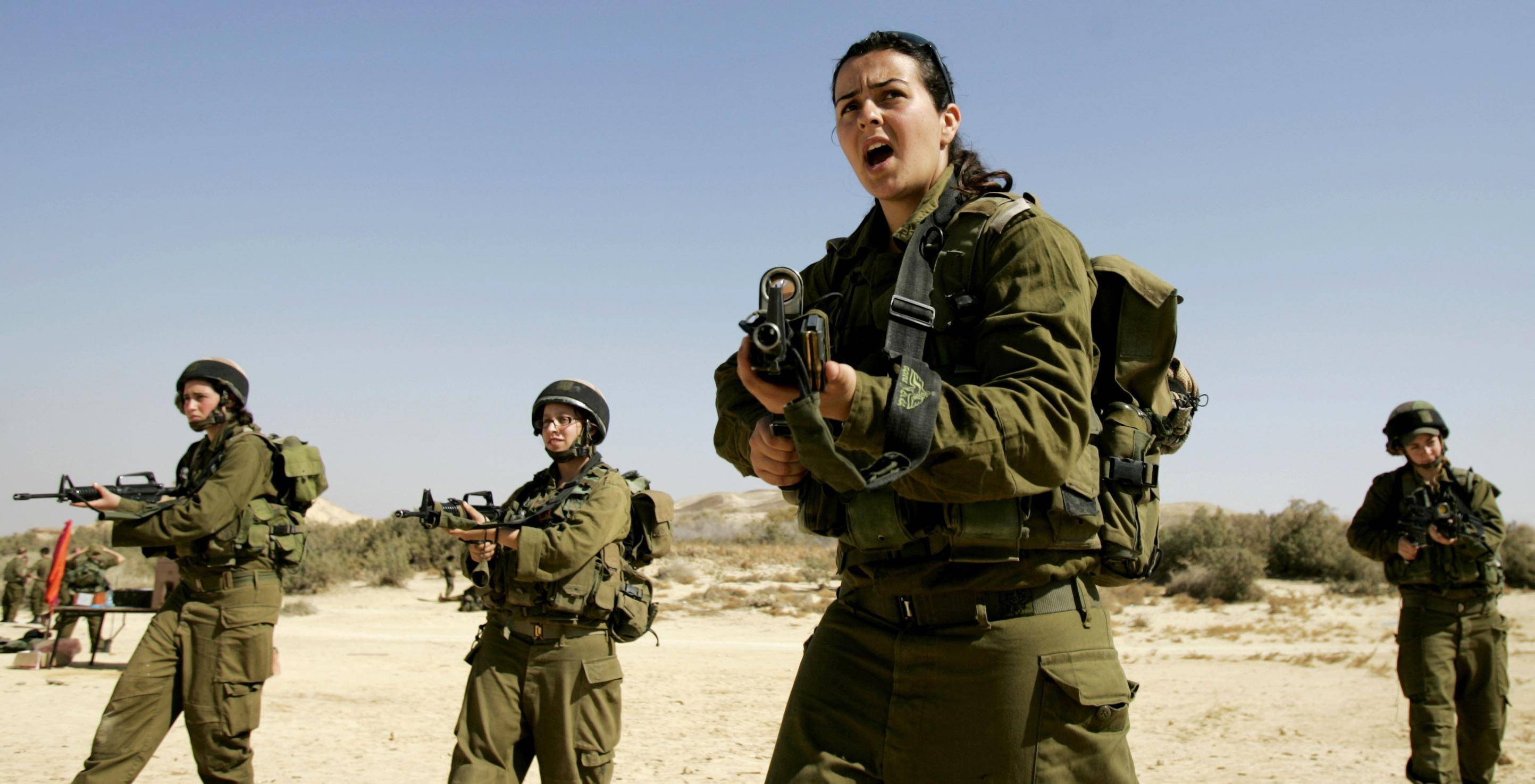 海湾战争中那些被伊拉克俘虏的美国女兵们后来怎么样了?