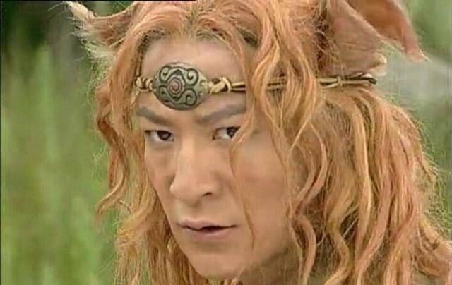 五位"哮天犬"扮演者,刘涛最酷,陈浩民鼻子获赞,他的无人超越_骆达华
