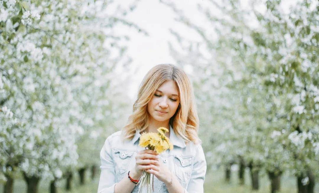 女生靠的是跟踪还是吸引?男人做好这三件事,你脱单就轻而易举了!