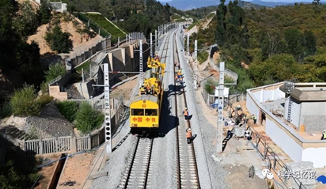 80亿打造中尼铁路,印度百般阻挠,尼泊尔为何非修不可?_发展_建设_中国