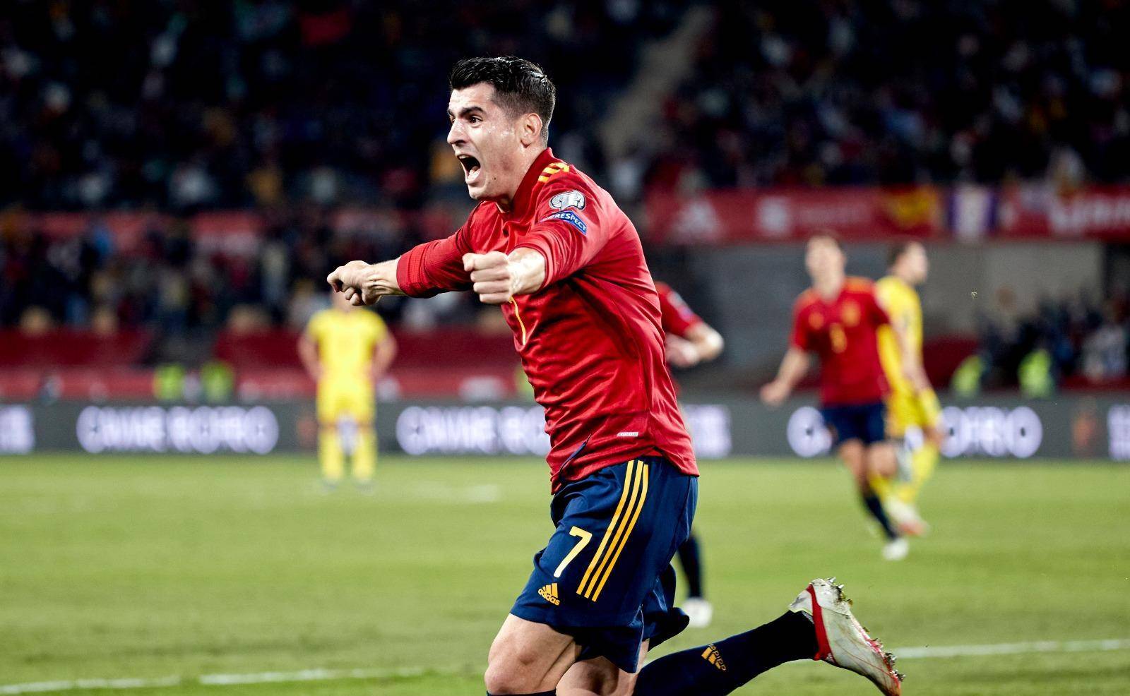 西班牙上一次夺得大满贯冠军还是2012年欧洲杯,他们连续夺得三项大