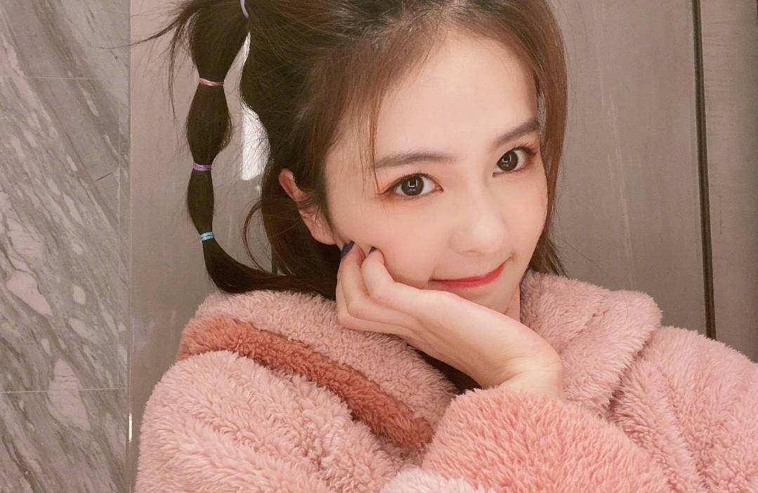 白鹿素颜照,白鹿的美,清纯时尚,可爱日常,这个女神美得好干净_气质