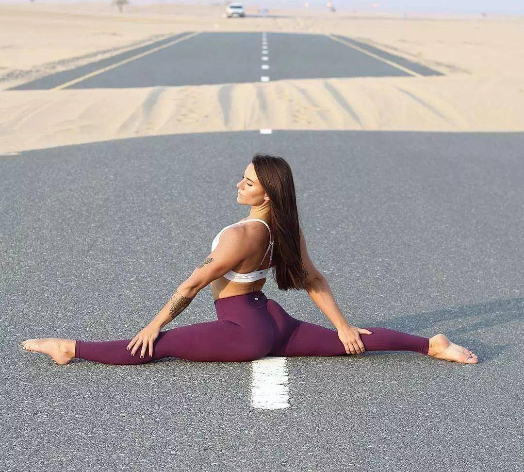 演的了戏,搞得了才艺,还有什么是幂姐姐不会的_杨幂_体式_双腿