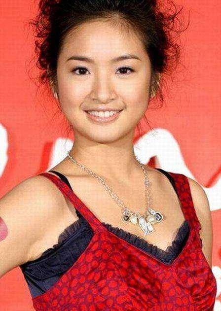 新手妈妈林依晨产后复出,状态不错!偶像剧女神终于美回来了!