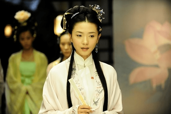 终于找到万茜长发出圈图的出处了,她的古装好惊艳啊!_角色_评价_气势