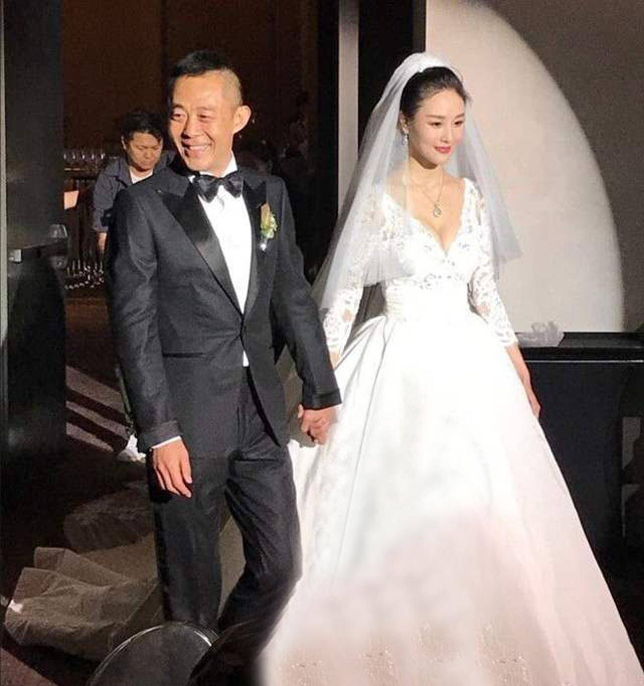 侯勇婚史图片