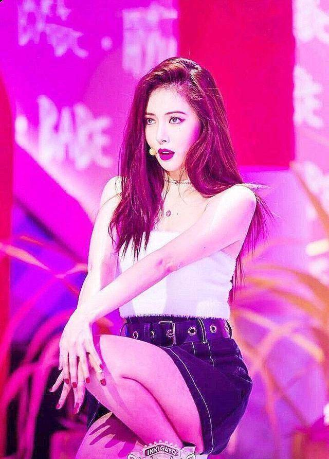 泫雅在走下坡路还是随心所欲?以前红到发紫的她是什么样子的?