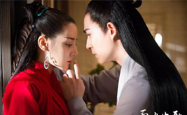 如果男主玉自寒换成他,想必迪丽热巴的这部《烈火如歌》会更火!