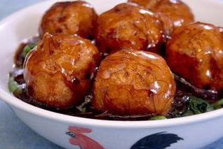 惠阳淡水酥丸,肉爽带汁,清香淡雅,既酥香松软,又鲜美浓郁!