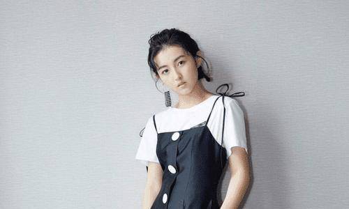 两大影后对比,实力pk,张子枫与周冬雨谁更胜一筹_电影_表演_爱情