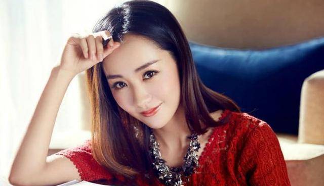 杨蓉长文陈述《沙海》再演少女缘由,朱一龙白宇力挺!_吴磊_梁湾