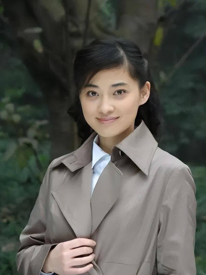 王茜华 