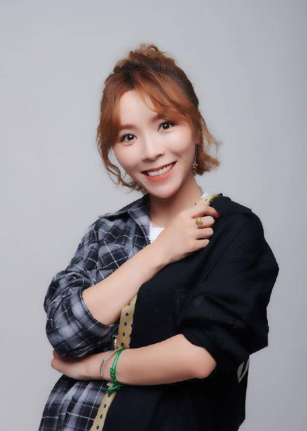 超级女声当中,李宇春,周笔畅都在音乐上顺风顺水,从那时之后名气也一