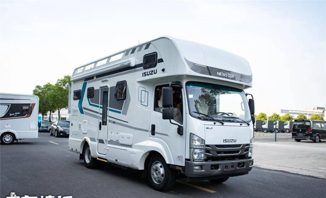 内部面积17平的五十铃房车,妥妥的空间之王!配5.