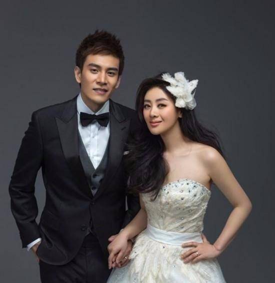 张钧甯高情商回应经超为自己擦鼻涕,这才是对已婚男士该有的态度_一面