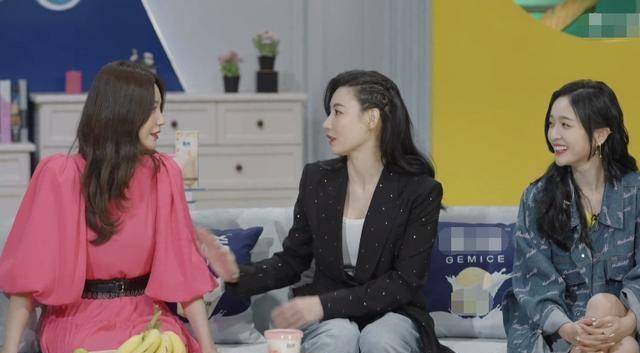 张柏芝说海涛是她的男神,沈梦辰表情太真实,反应暴露感情现状!