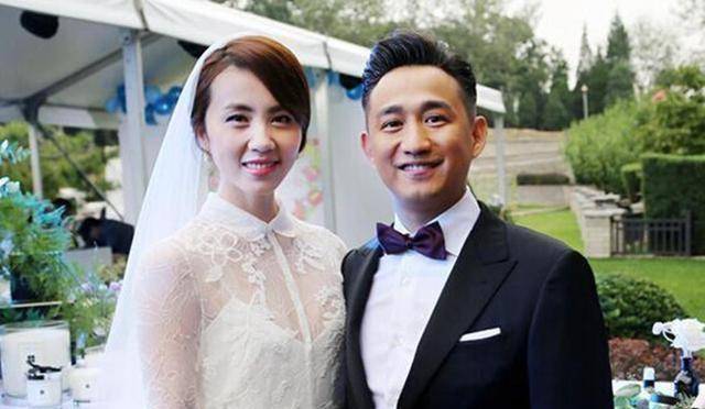 张钧甯做客蘑菇屋,黄磊看她的眼神惹争议,网友:关系不一般?