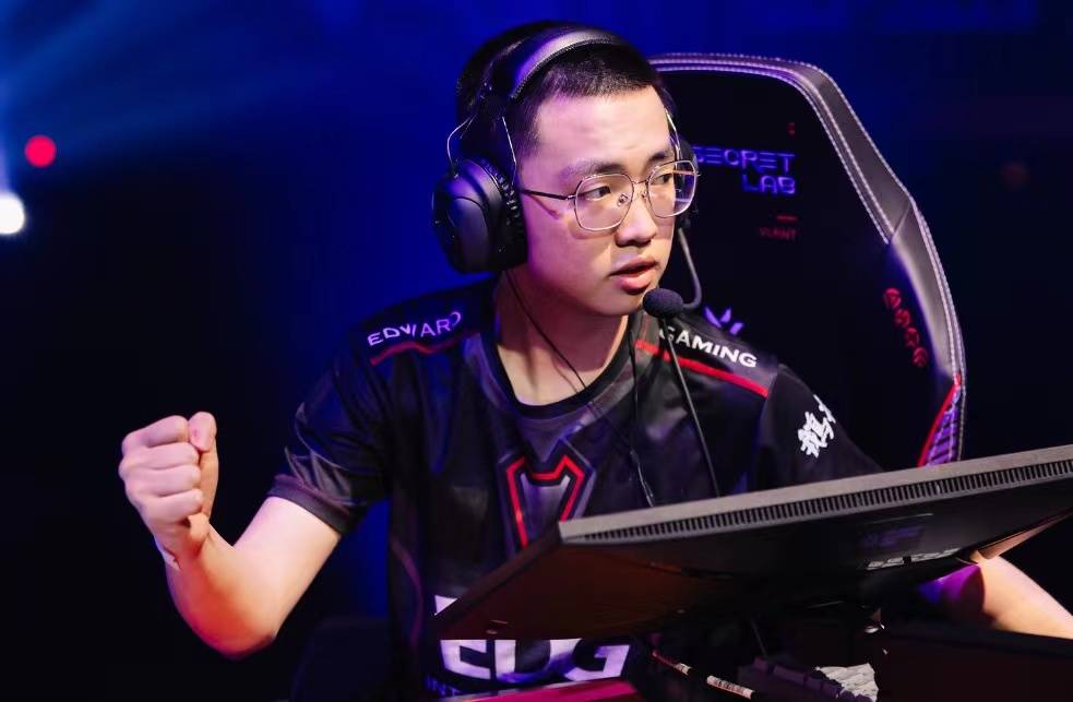 edg"外卡"进四强,世一狙康康,北美教练和nats这样评价_瓦罗_对阵_选手