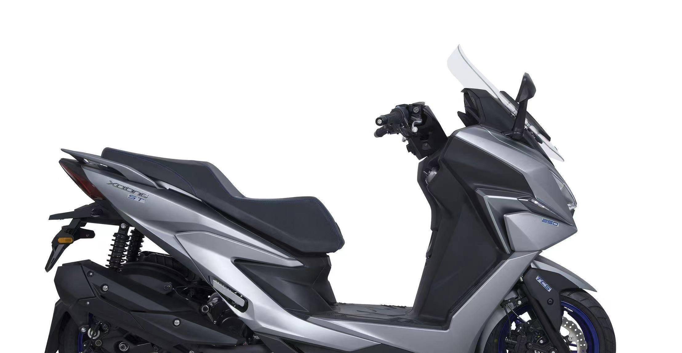 售价26999元,光阳中大型踏板车型:2023款光阳赛艇st250上市!