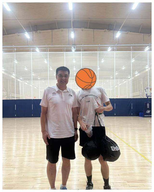 裁掉北控顶薪内线,清理球队混子_孙桐林_孙东林_赛季