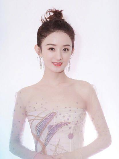 赵丽颖实力宠粉,大方公开产后复出计划,网友:产期一张照都没给_回应