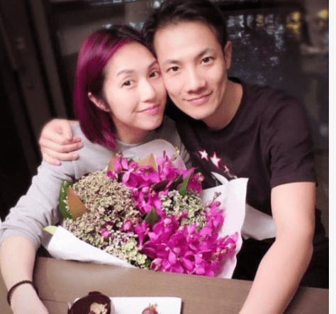 丁子高42岁生日大秀合照放闪,获老婆杨千嬅送上爱的蛋糕_祝福_感情