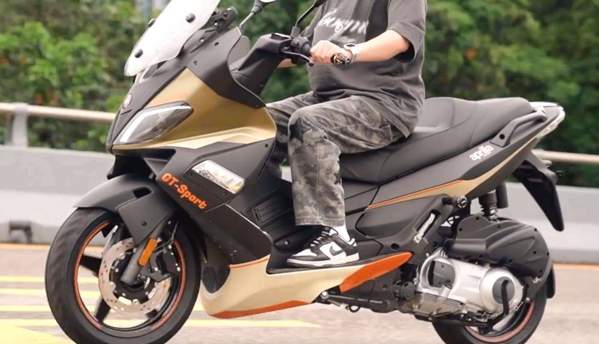 29800元!阿普利亚sr max 250gt新款上市