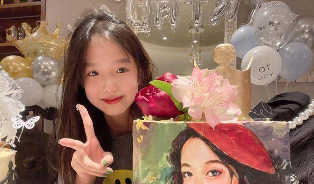钟丽缇为13岁女儿庆生!