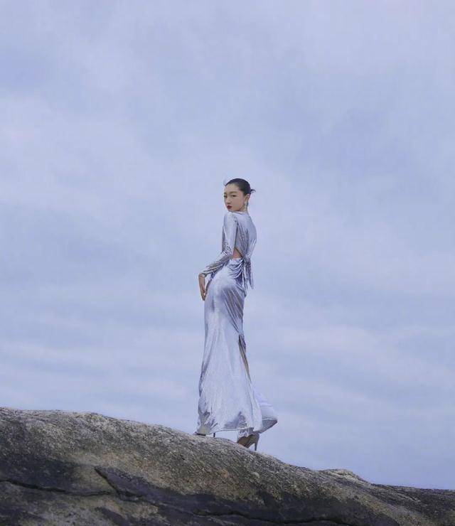 周冬雨为reno5站台背后:硬实力才是稳占c位的关键_系列_人像_算法