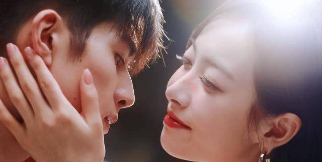 小狼狗系男友:宋茜《资深少女的初恋》曝片花,小狼狗,霸道总裁你喜欢