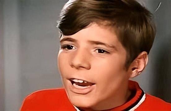 《英俊少年》:青春的脆弱与希望,你是否被其深深触动?