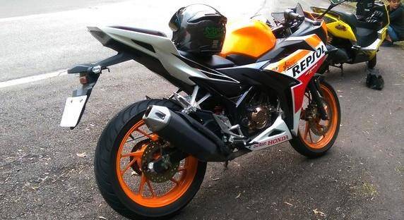 前段时间,本田在泰国亮相发布了本田cbr 150r最新第三代车型,改动的