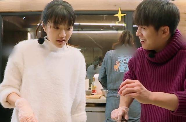 按照目前的现状而言,武艺无法照顾自己的另一半,沈月也还有很远的路要