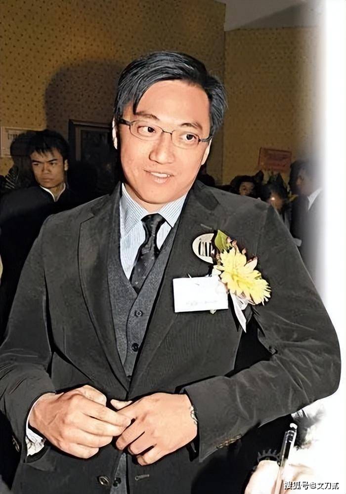 "最美港姐"李嘉欣的绚烂情史,当了豪门女主人后,人生可曾圆满_倪震