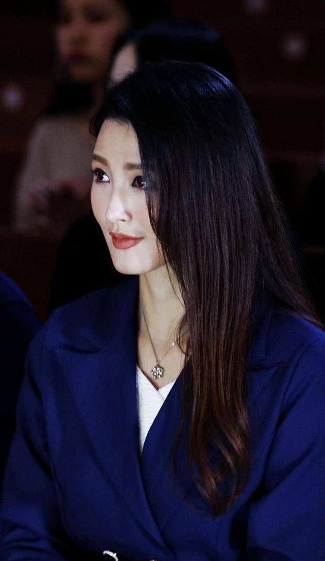 《孝庄秘史》里的小玉儿,走红后一度降到零点,如今霸气归来_白庆琳