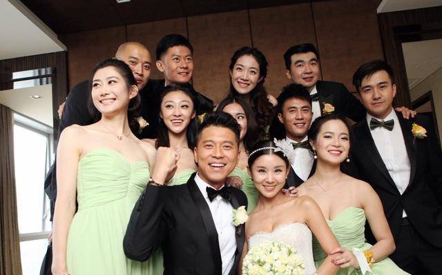 毕业仪式被男友求婚,演《平凡的世界》让人心疼_李小萌_王雷_剧中