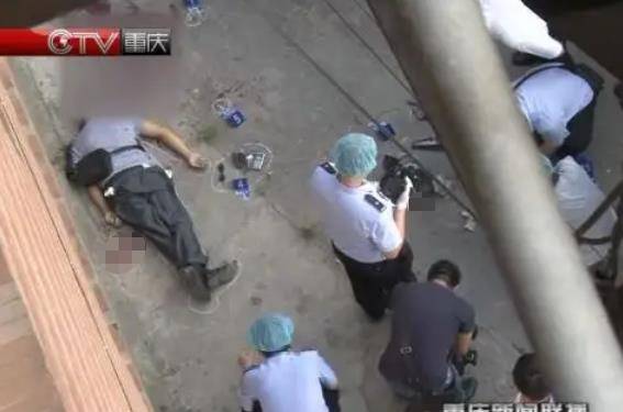 逃窜多省作案,敢袭击军营哨兵,杀害了11条人命_父亲_警方_重庆